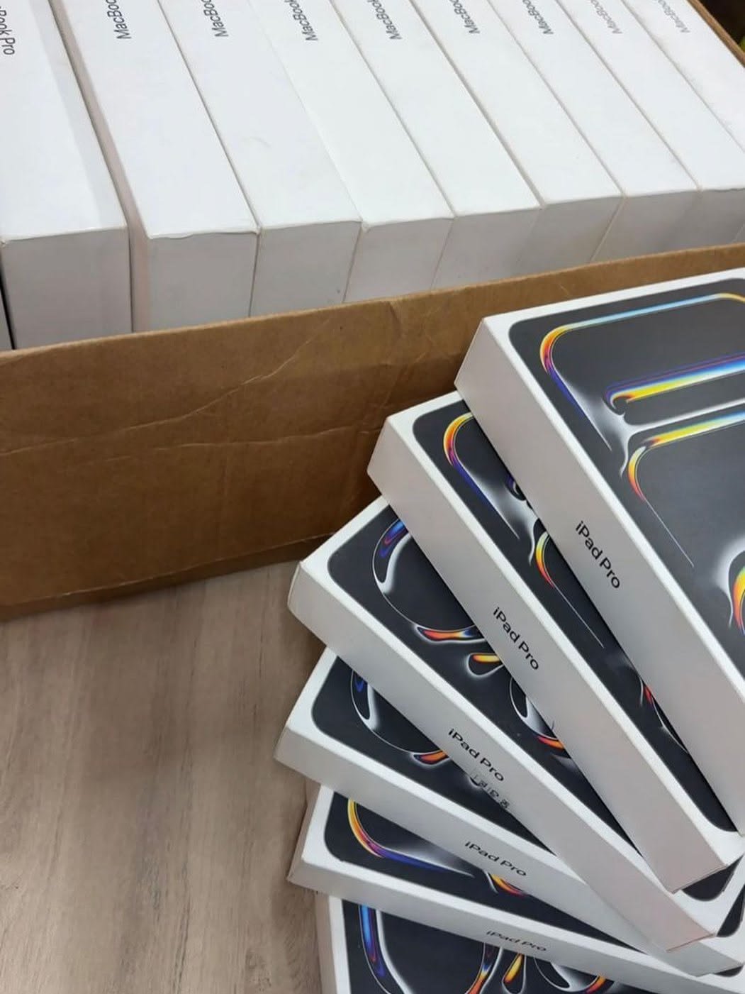 Apple IPad Pro Pallets