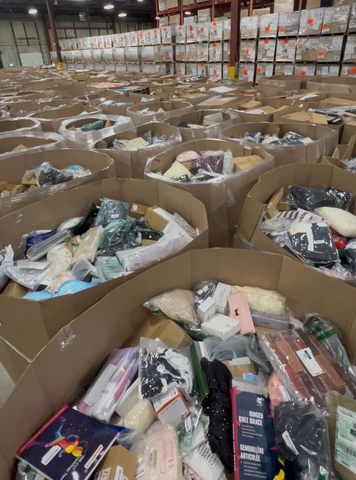 Bulk items pallet for sale