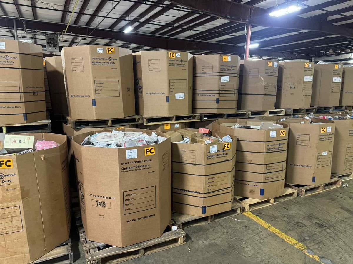 Bulk items pallet for sale - Image 5