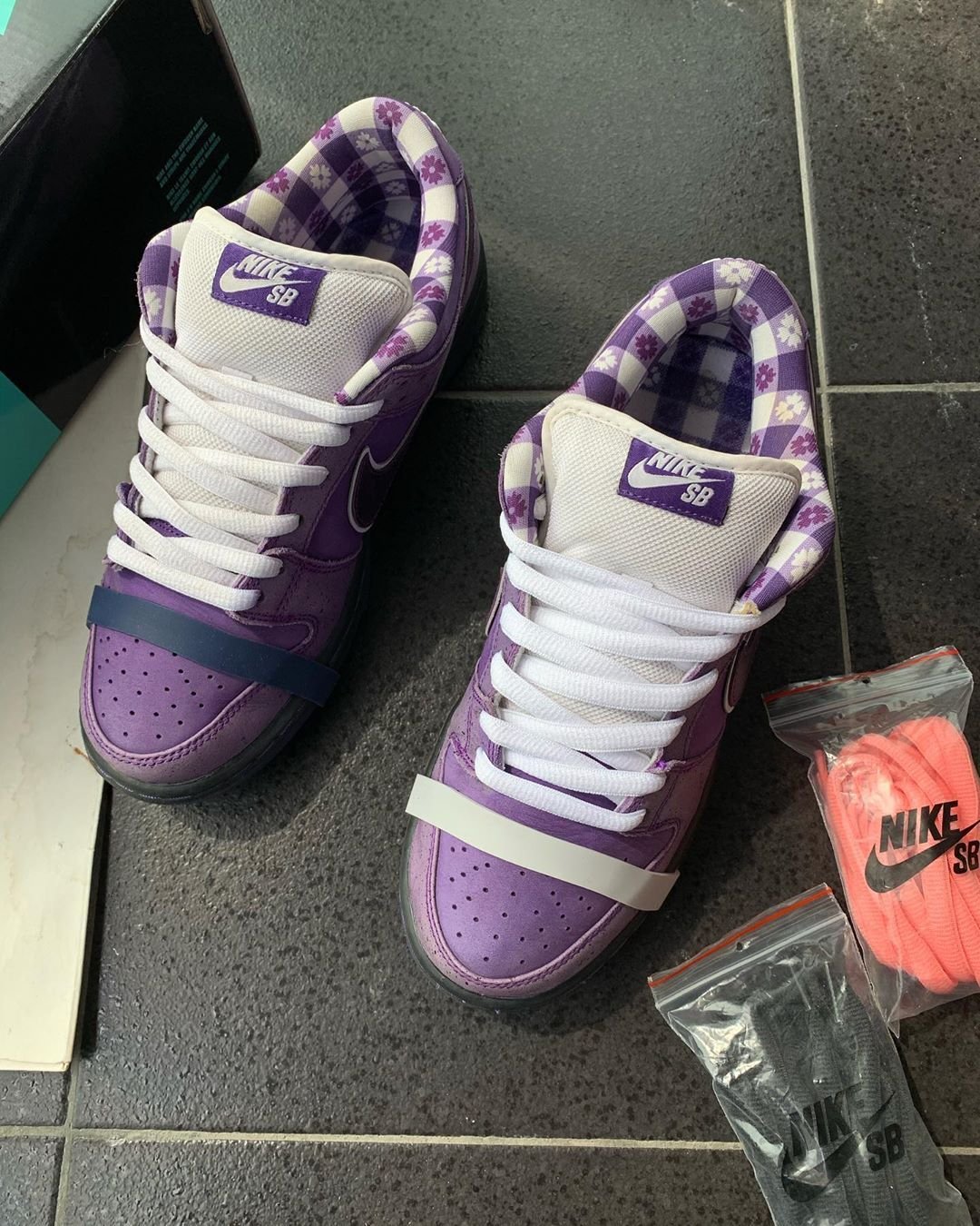Dunk Purple Lobster pallets - Image 2