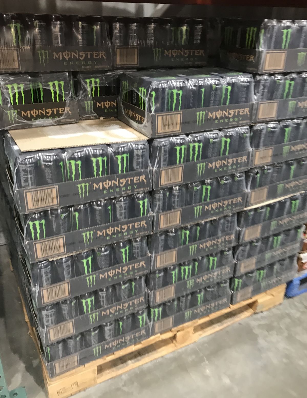 Energy drink pallet for sale - Image 4