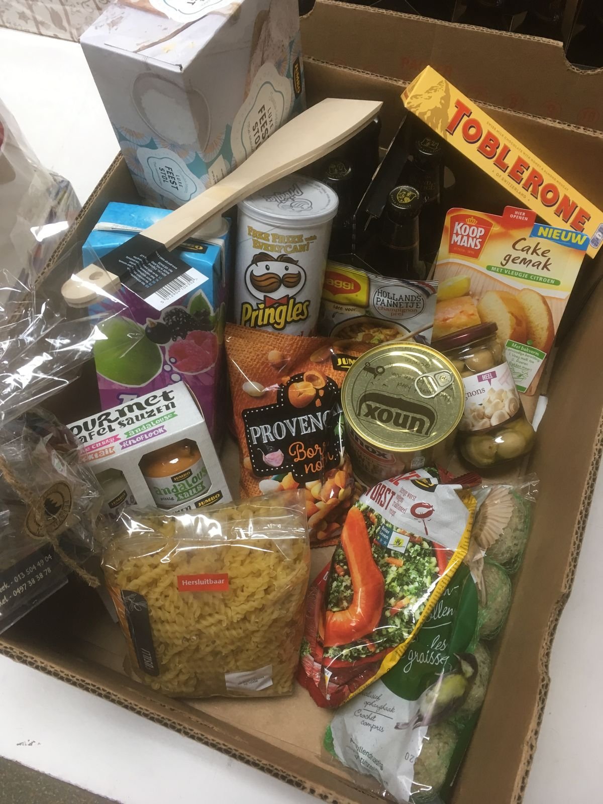 Grocery liquidation pallets