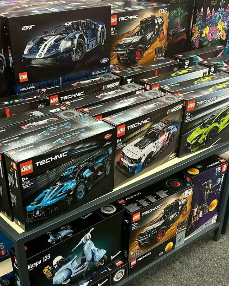 LEGO Liquidation Pallets