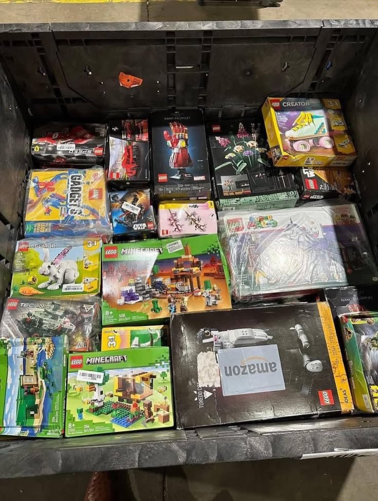 LEGO Liquidation Pallets - Image 2
