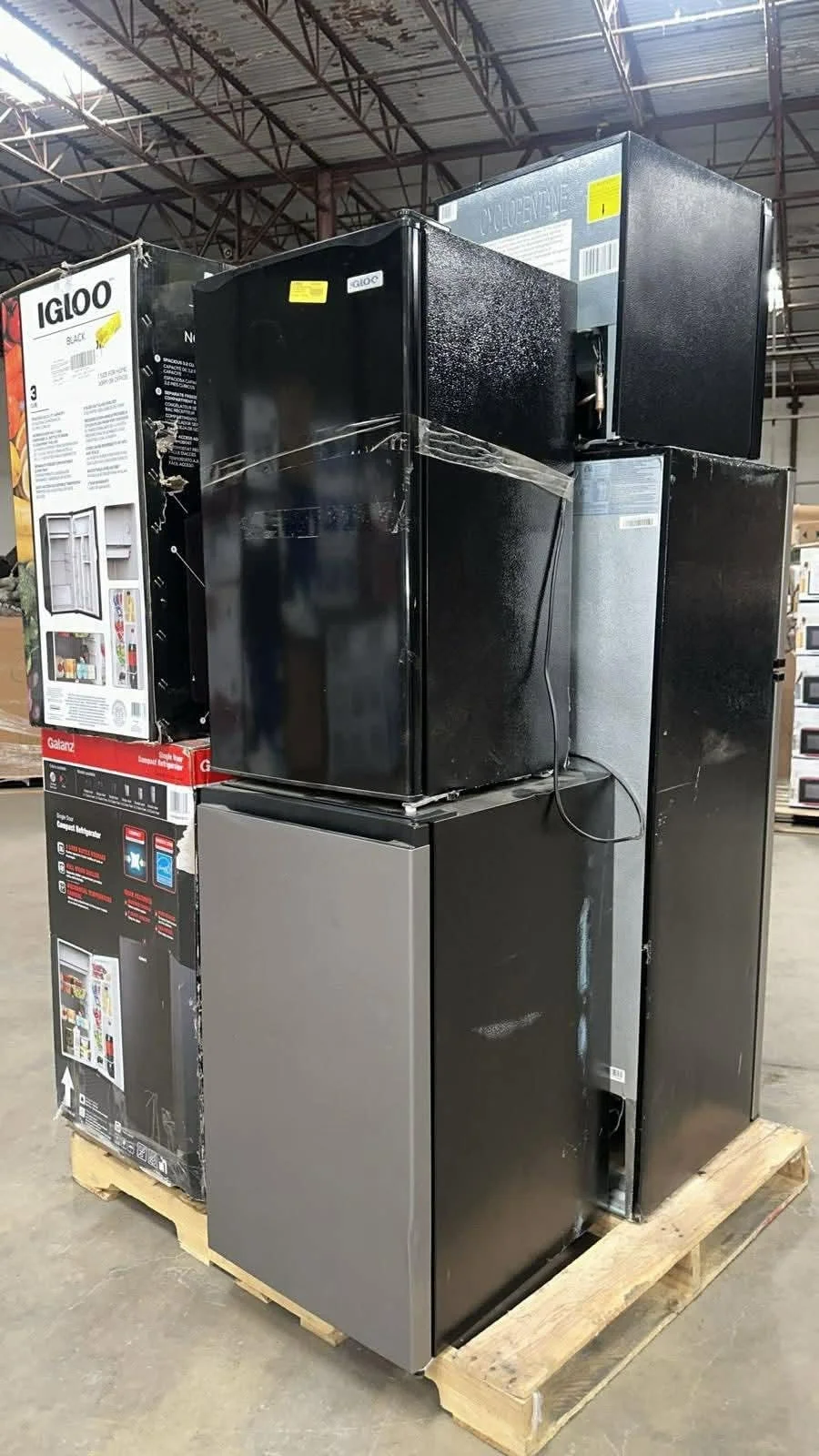 Refrigerator pallets for sale - Image 3