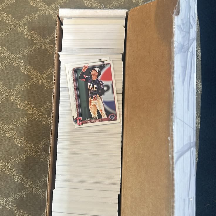 Sport card pallet for sale - Image 3