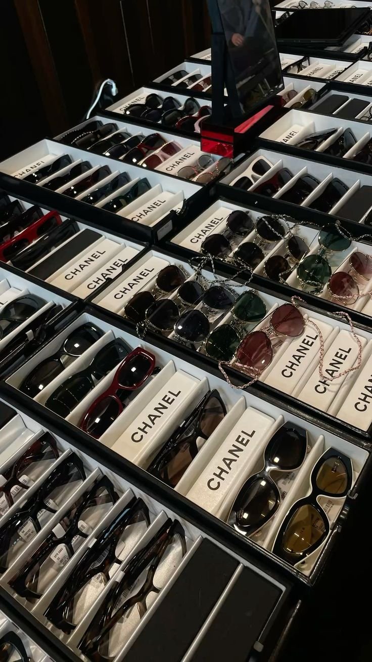 Sunglasses Liquidation Pallet - Image 10