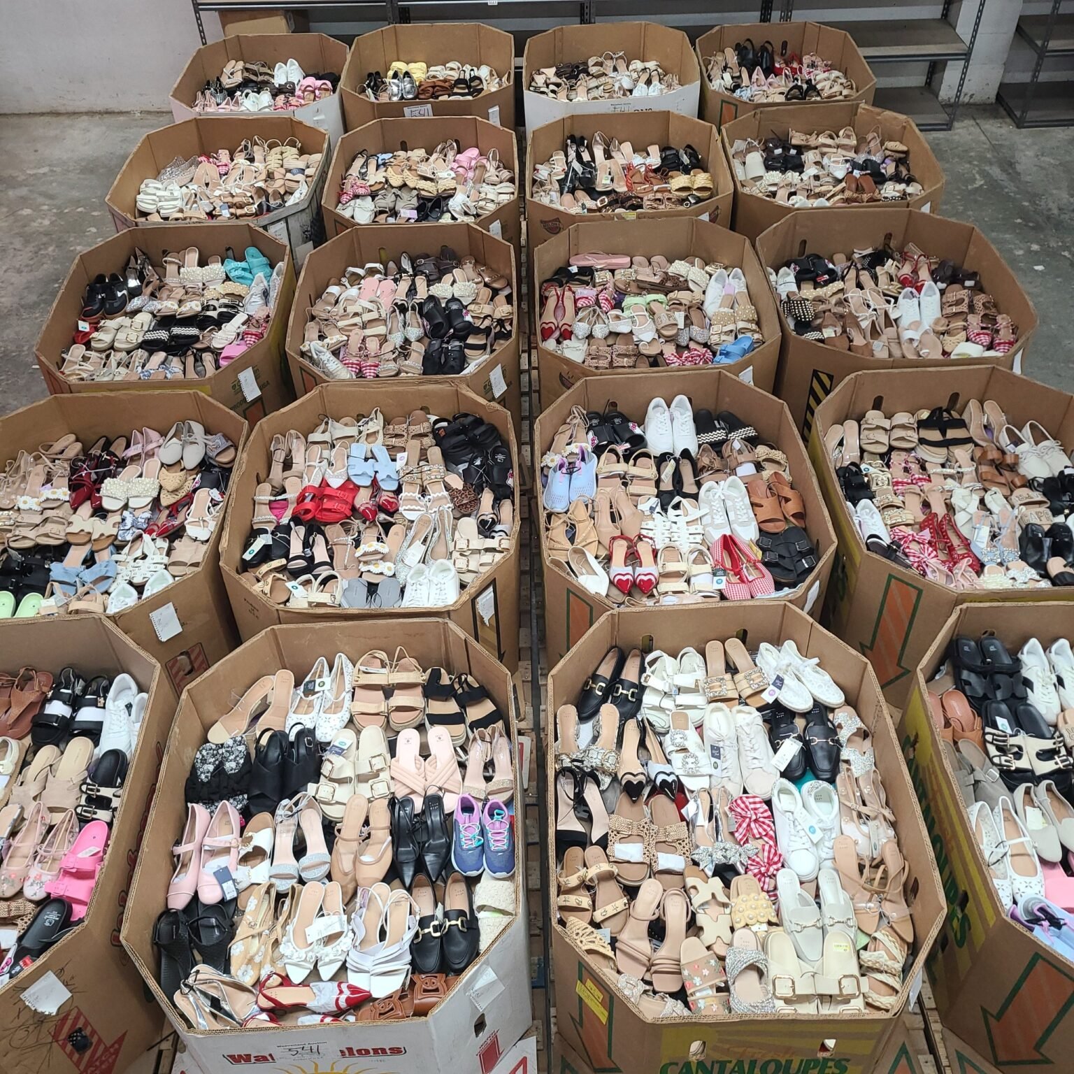 Target Women’s Shoes Pallet - Image 2