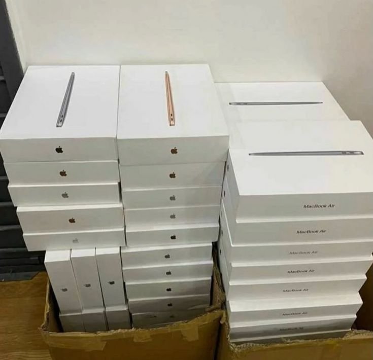 MacBook Air liquidation pallets - Image 3