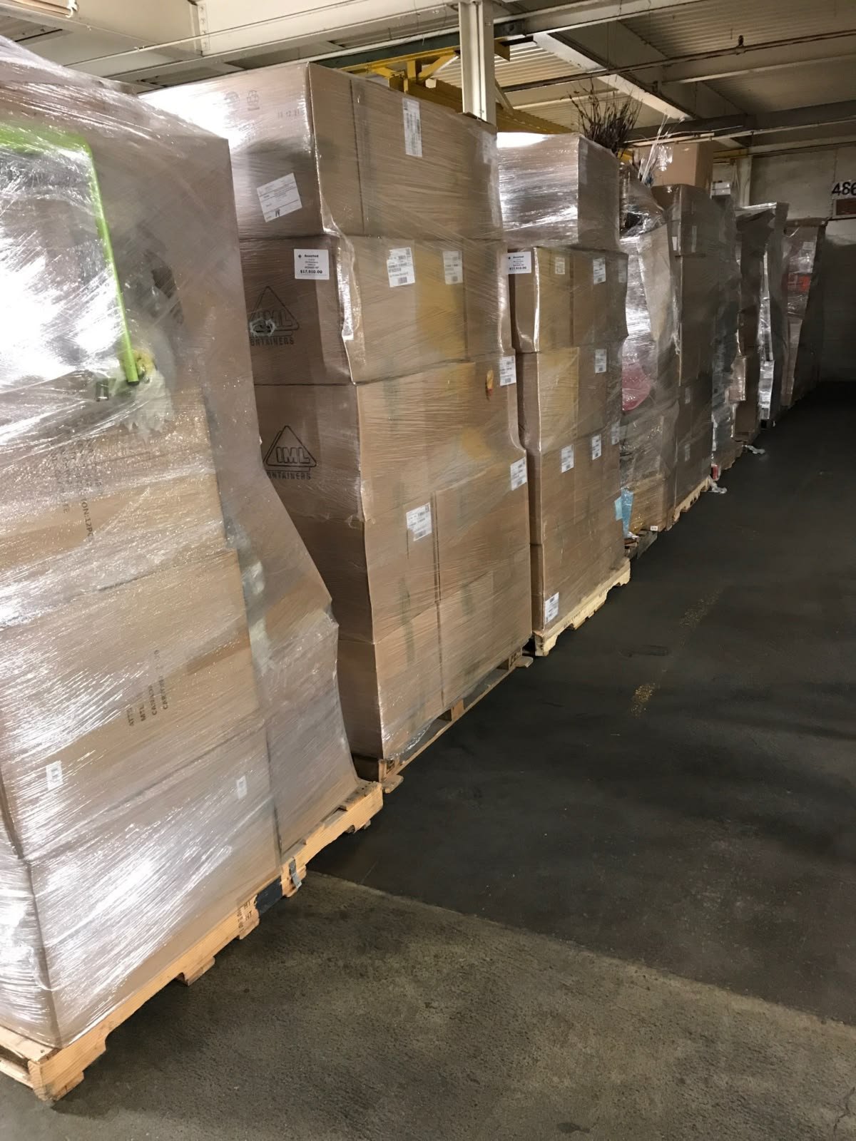 Wholesale truckload liquidation pallets - Image 2