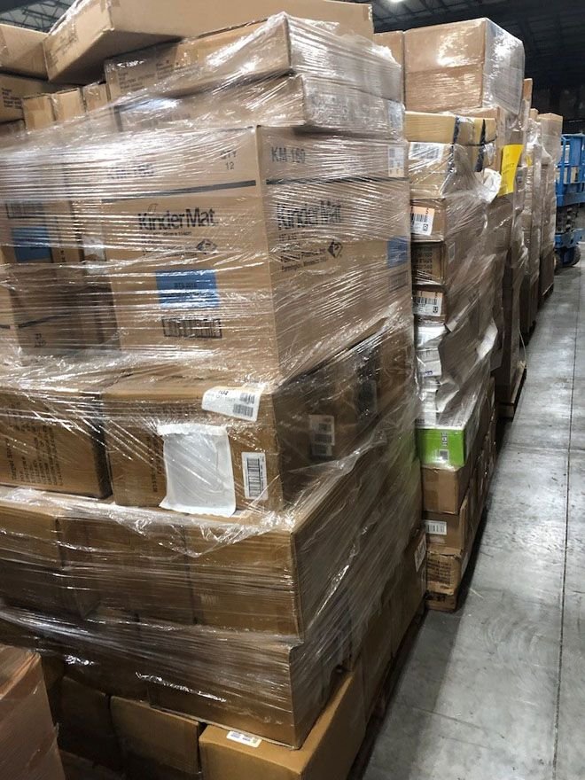 Wholesale truckload liquidation pallets