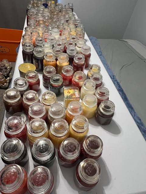 Yankee Candle Liquidation Pallet - Image 9