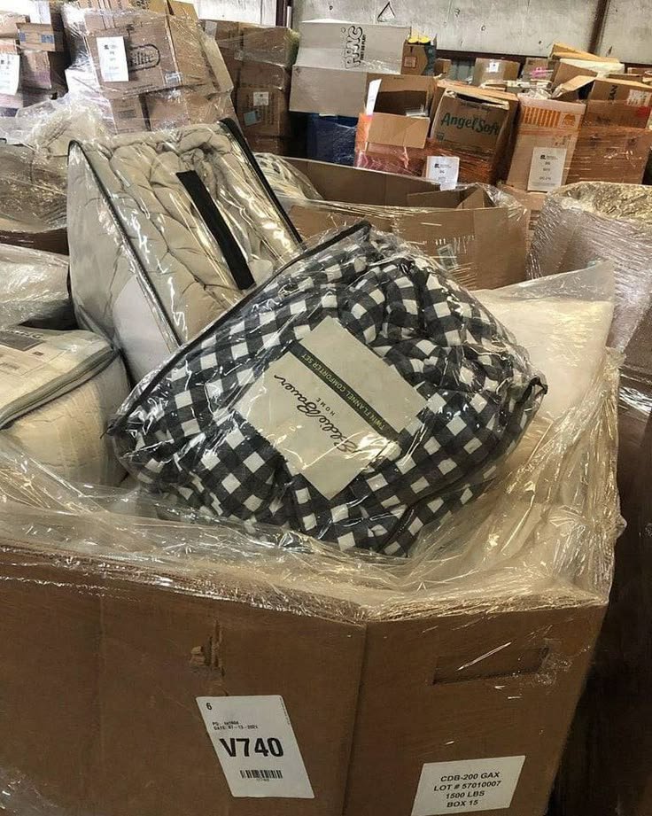 home bedding liquidation pallets - Image 6