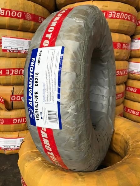 Tires and rims pallet for sale - Image 4