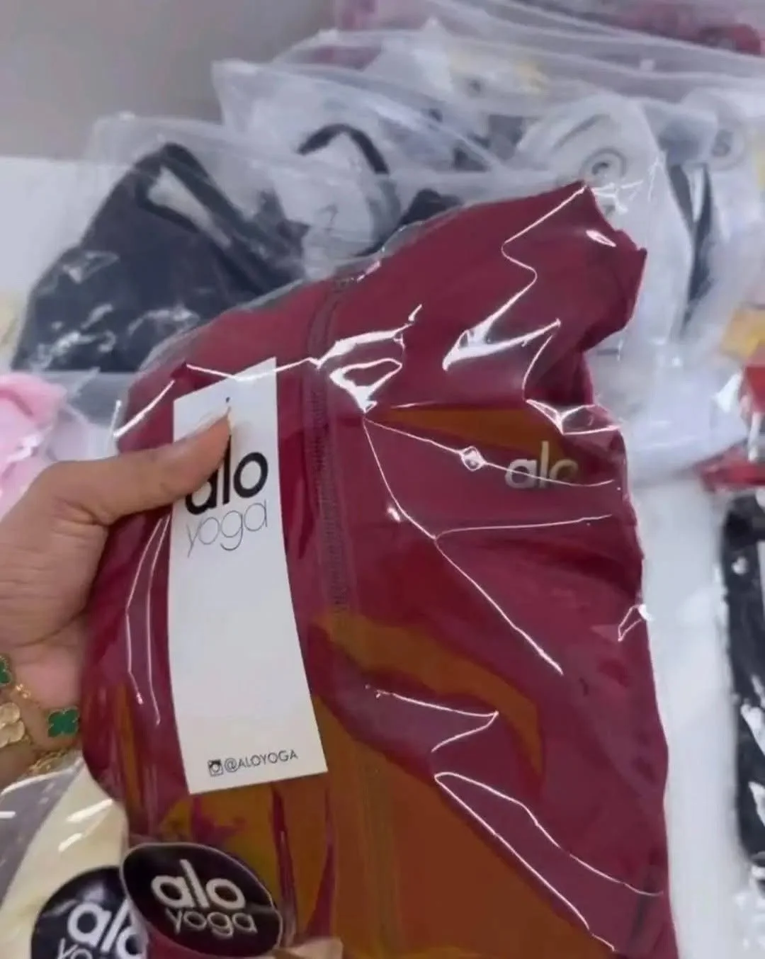 Alo Yoga Clothing Pallet