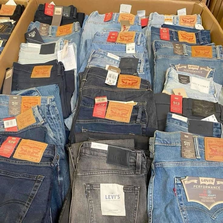 Levi’s Jean Pallets - Image 6