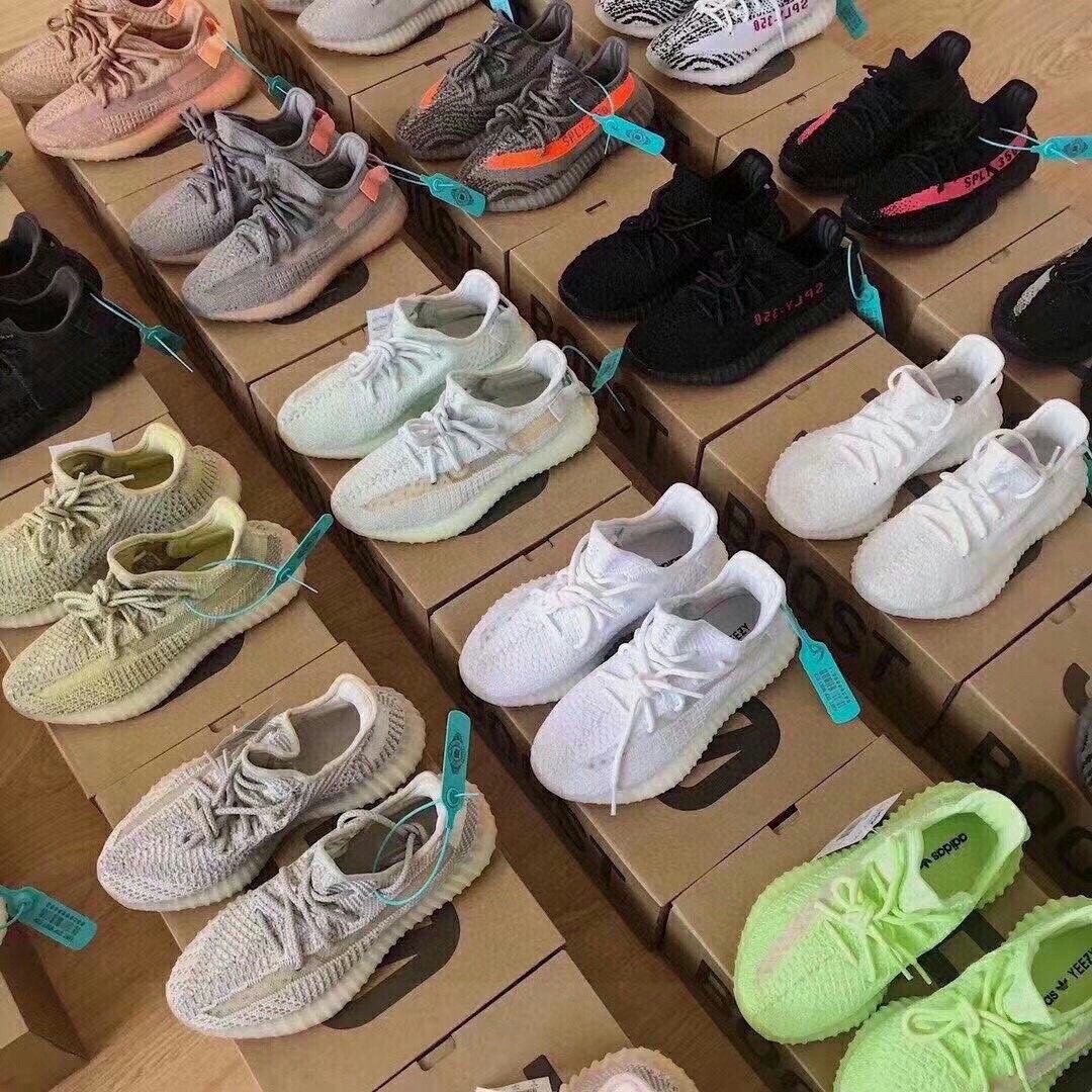 Yeezy Sneakers Pallets - Image 6